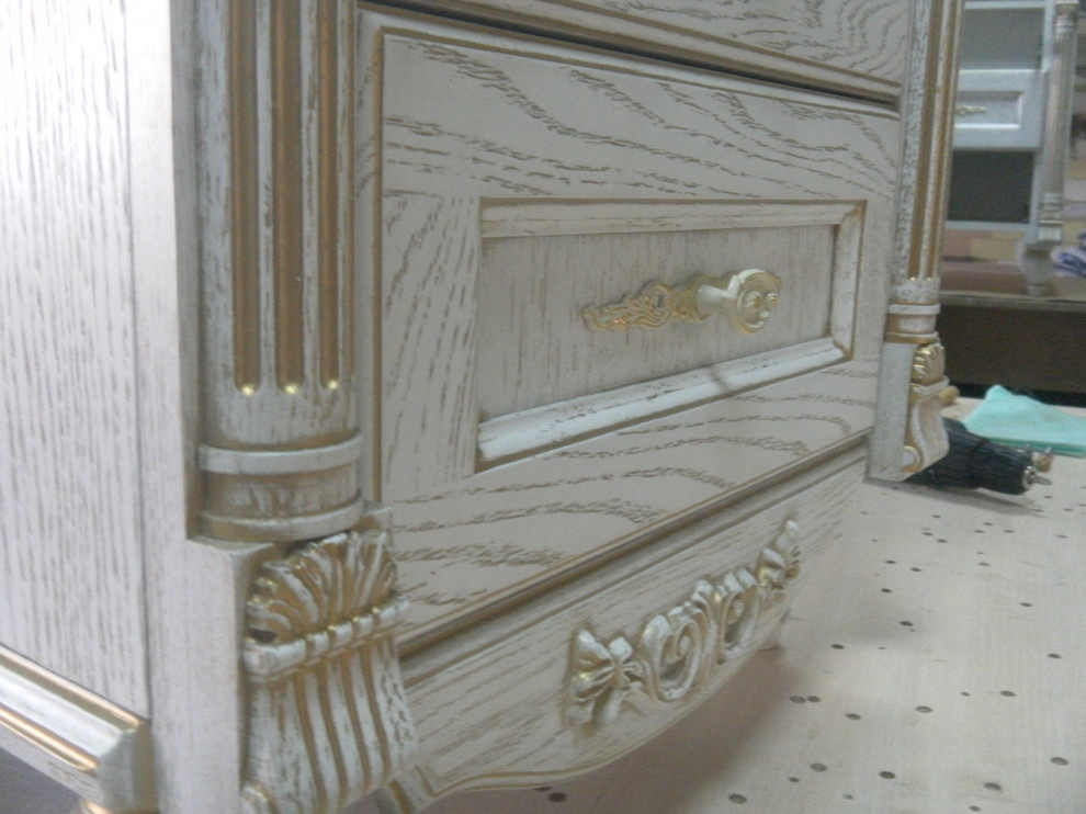 Спальня из массива дуба, с резьбой