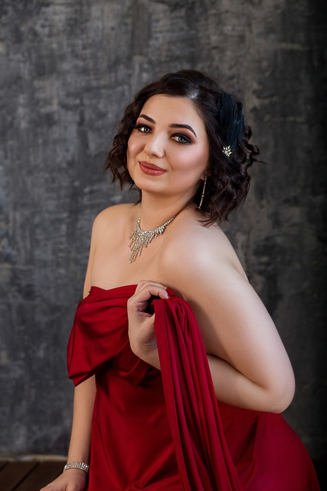 Последний фотопроект "Moulin Rouge" для моделей Plus Size