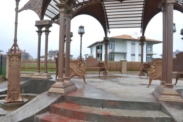 Кованая беседка Модерн