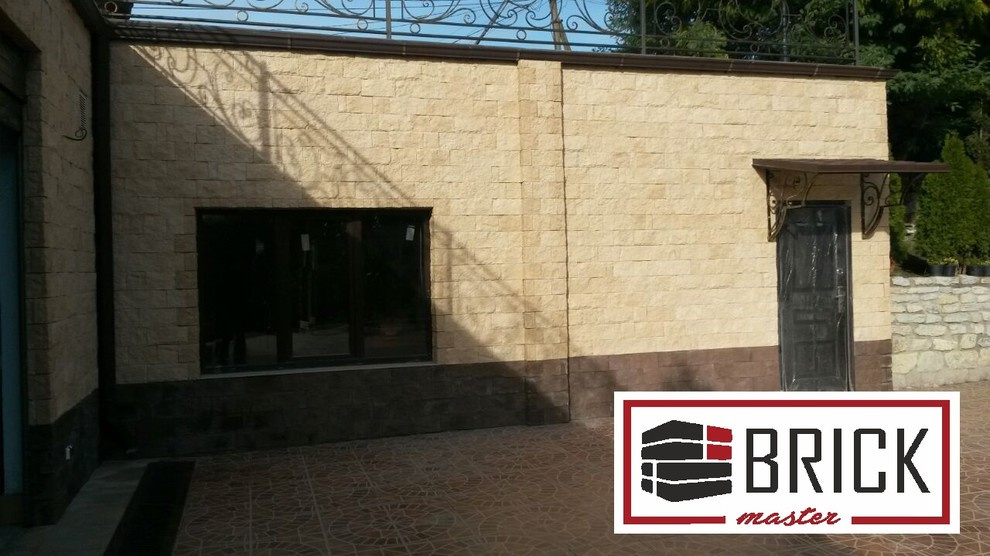 Облицовка дома в Сочи камнем Афины 11-109-00