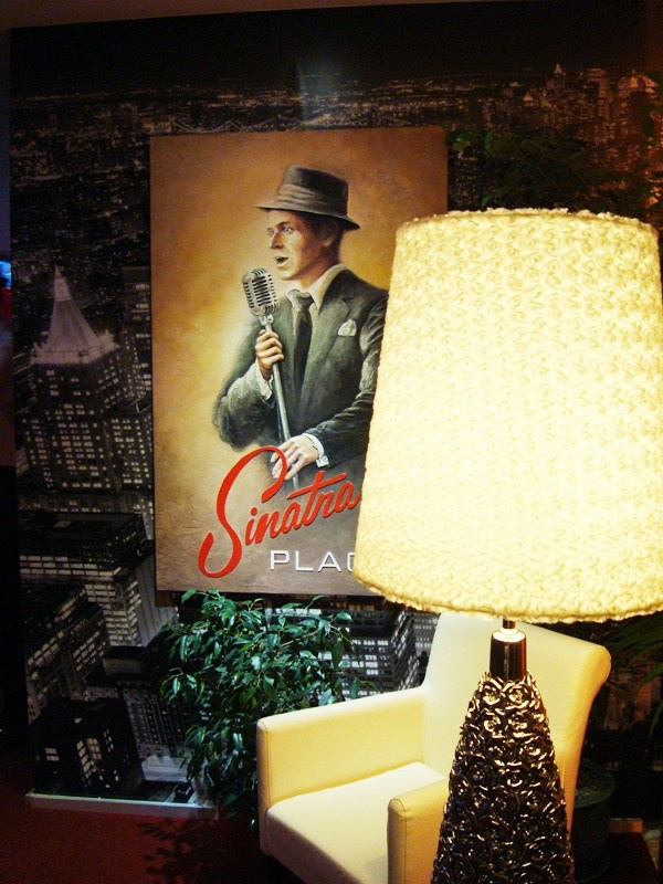 Караоке Sinatra Place