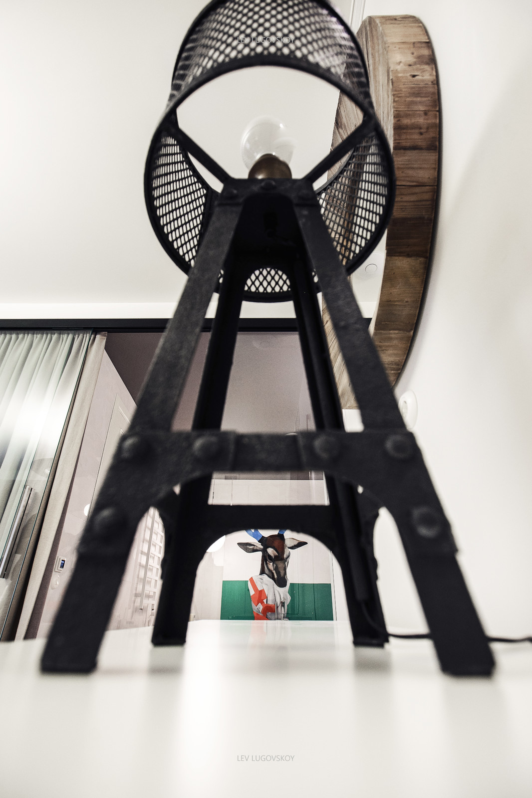 T-TRIPTYCH apArtment