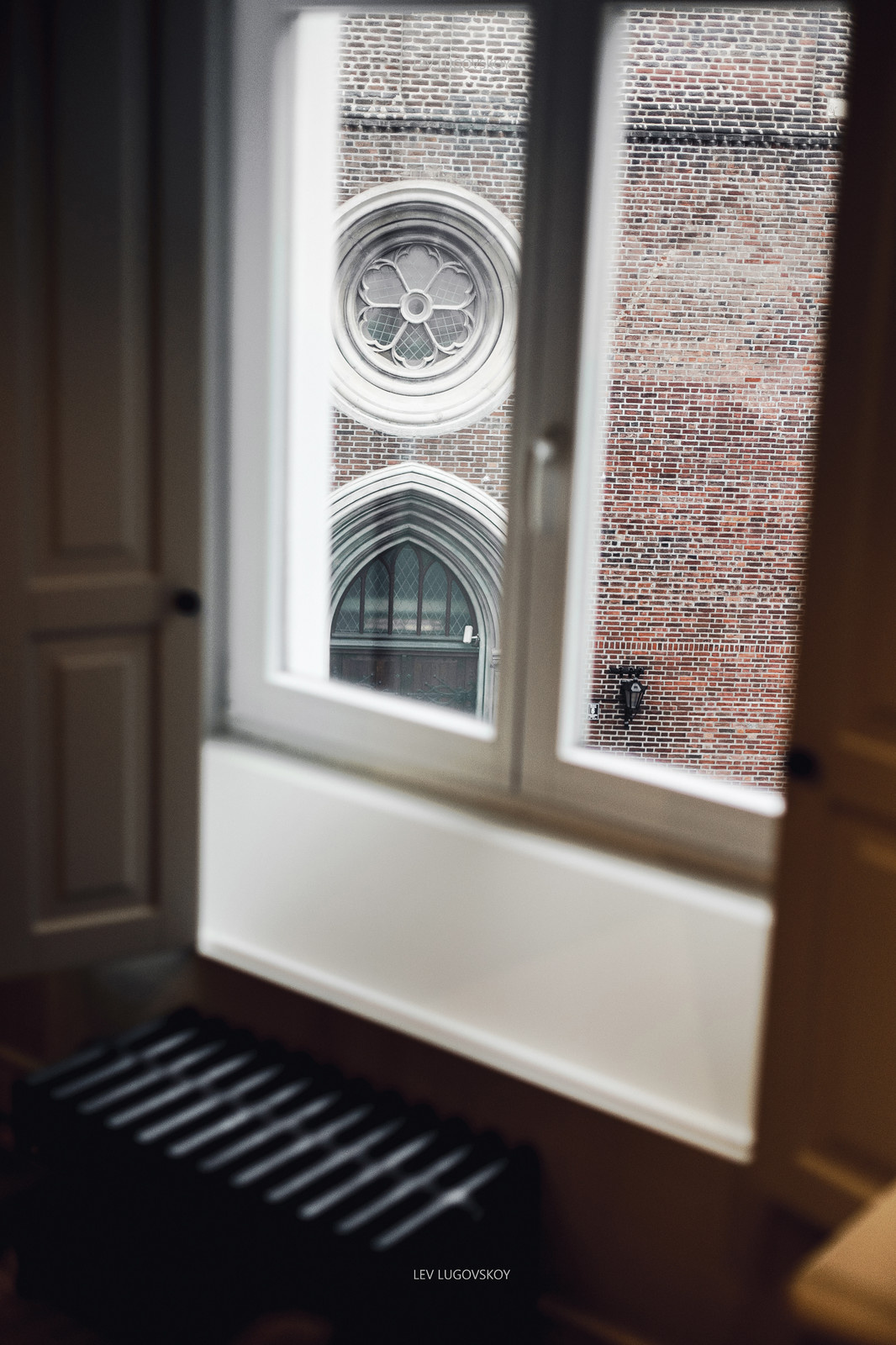 T-TRIPTYCH apArtment