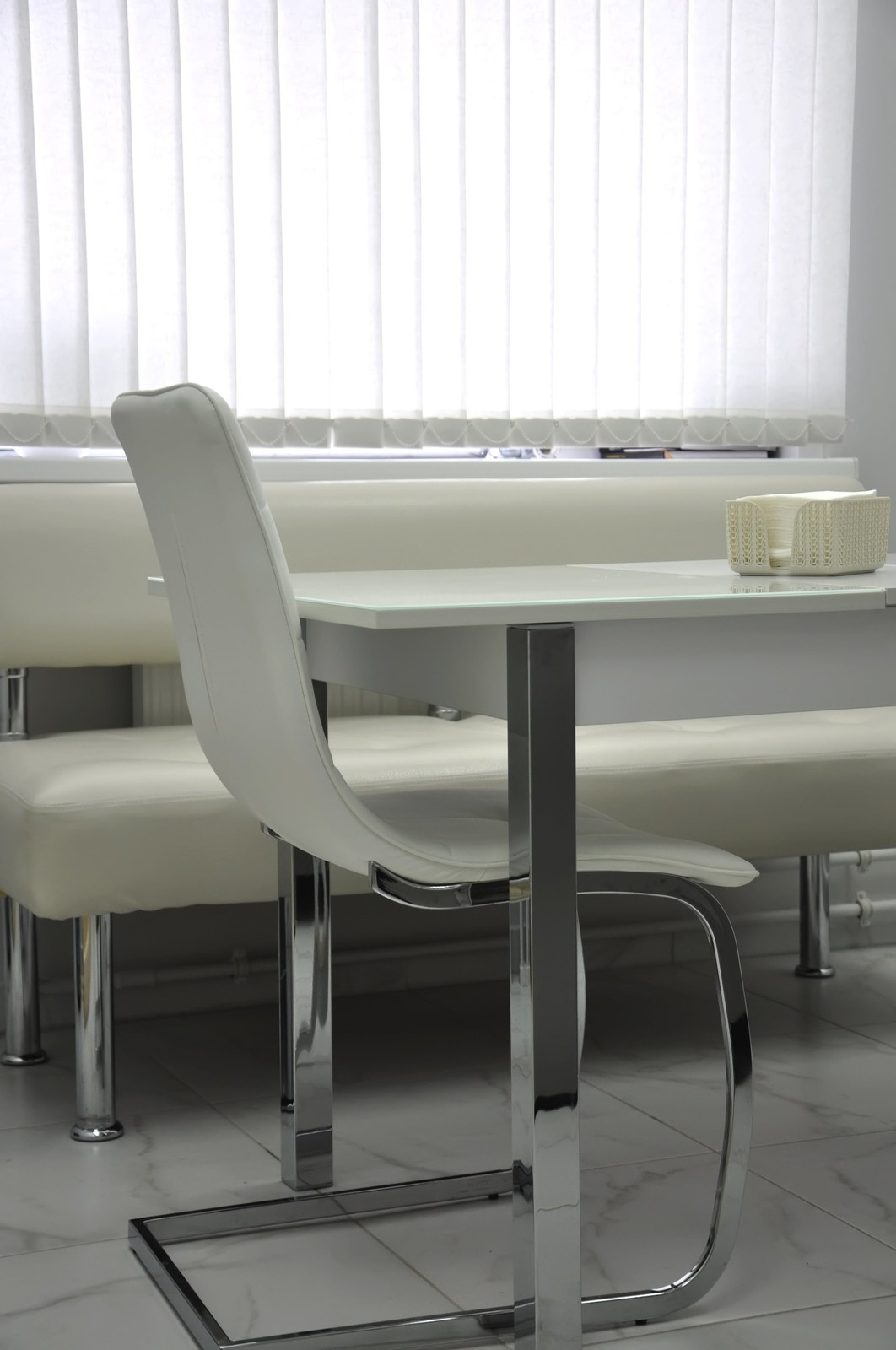 Авторская стоматология доктора Петрова "Artes"