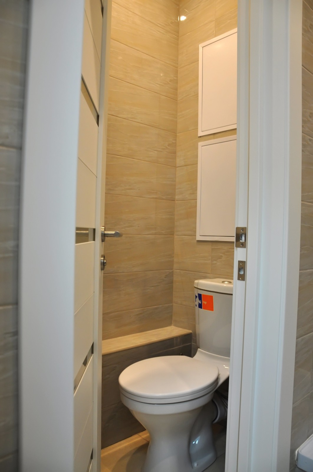 Авторская стоматология доктора Петрова "Artes"