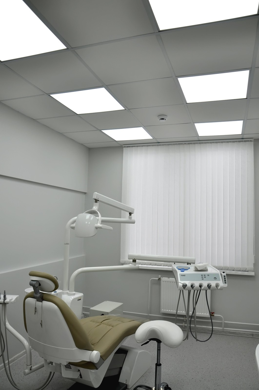 Авторская стоматология доктора Петрова "Artes"