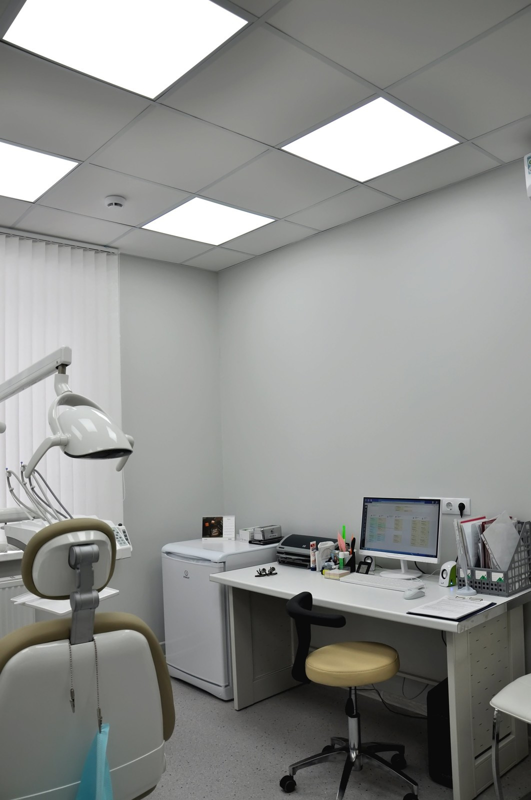 Авторская стоматология доктора Петрова "Artes"