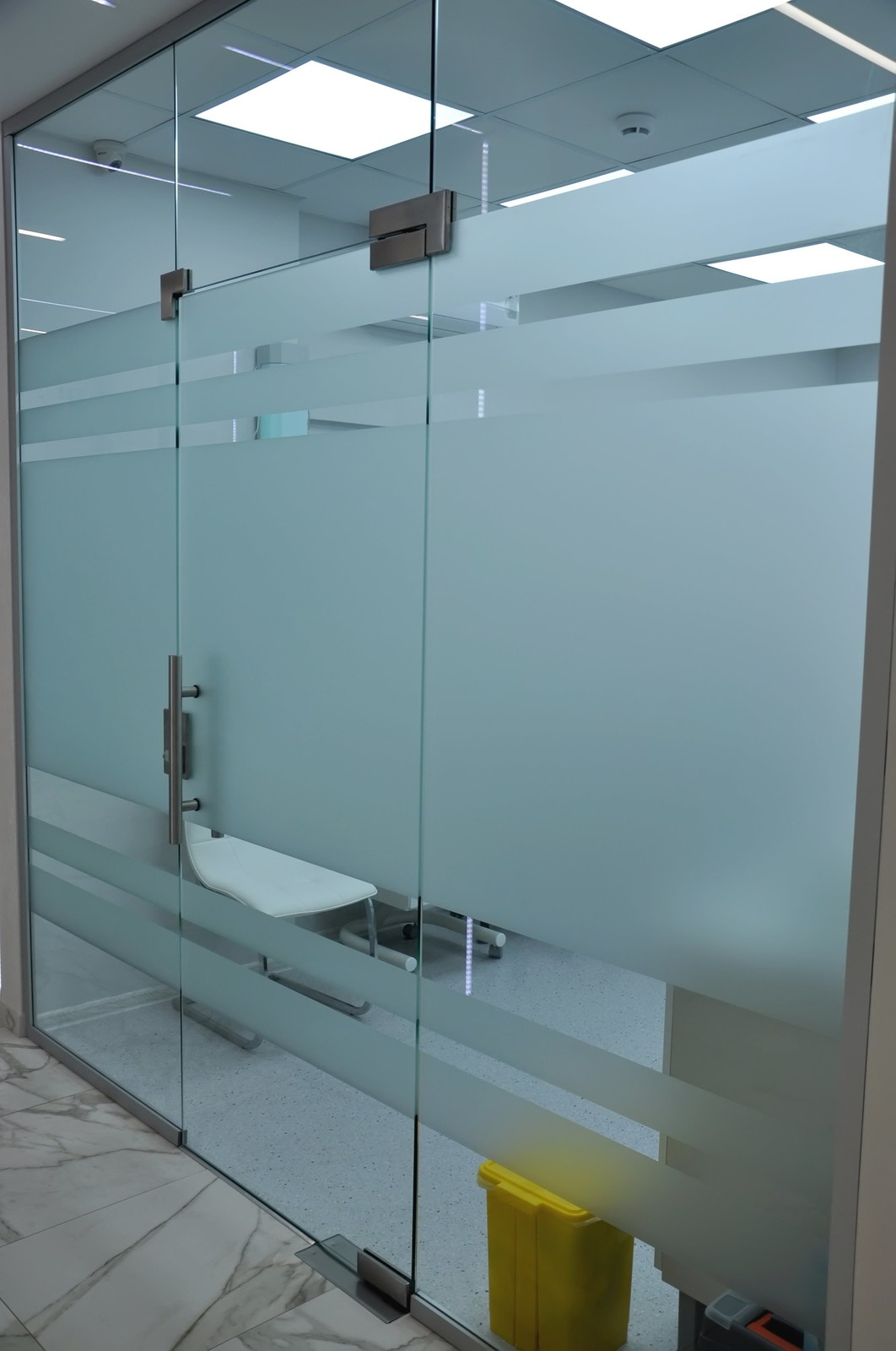 Авторская стоматология доктора Петрова "Artes"