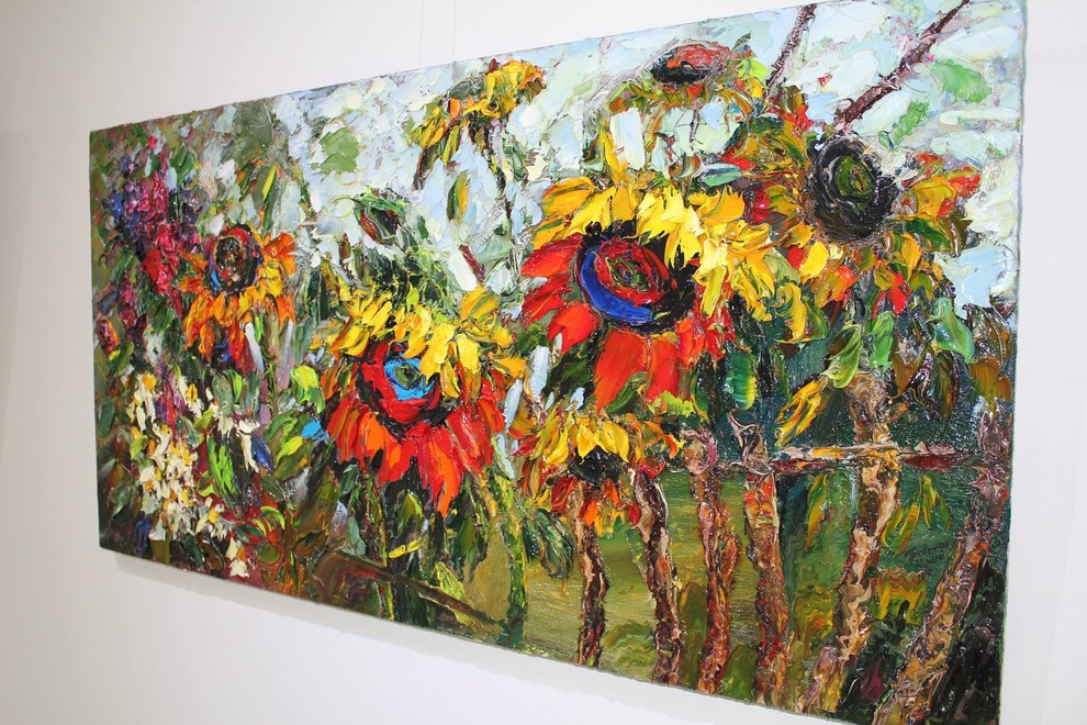 Interior decoration paintings.