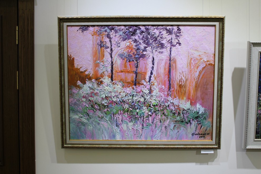 Interior decoration paintings.