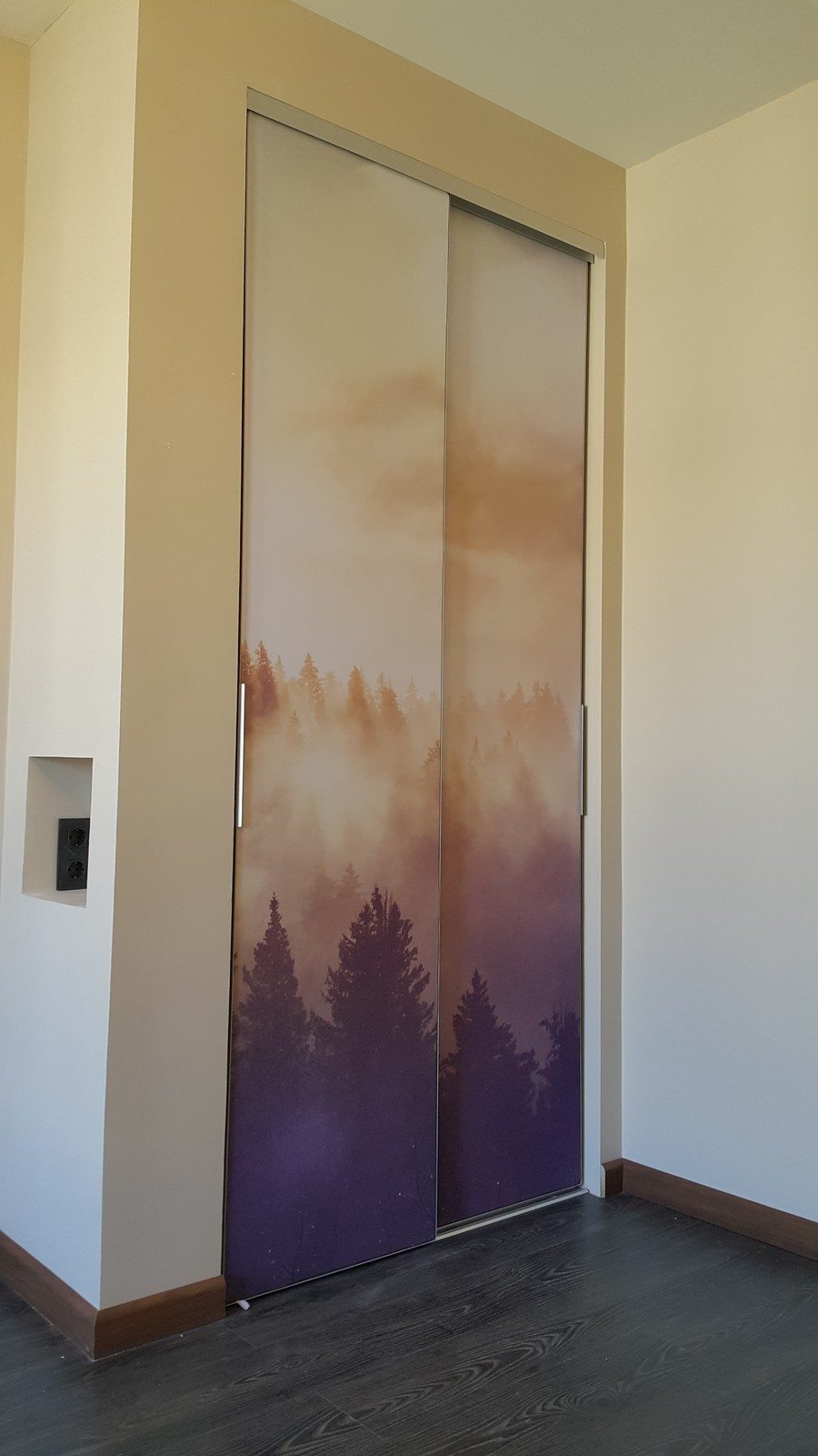 DoorFabric - текстильные двери-купе для шкафов и гардеробных