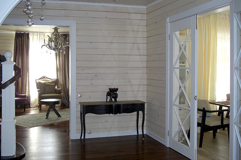 Холл в загородном доме