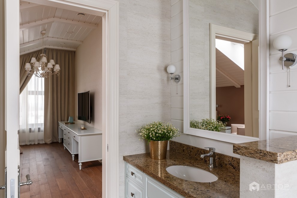 Дом на склоне - фото интерьеров