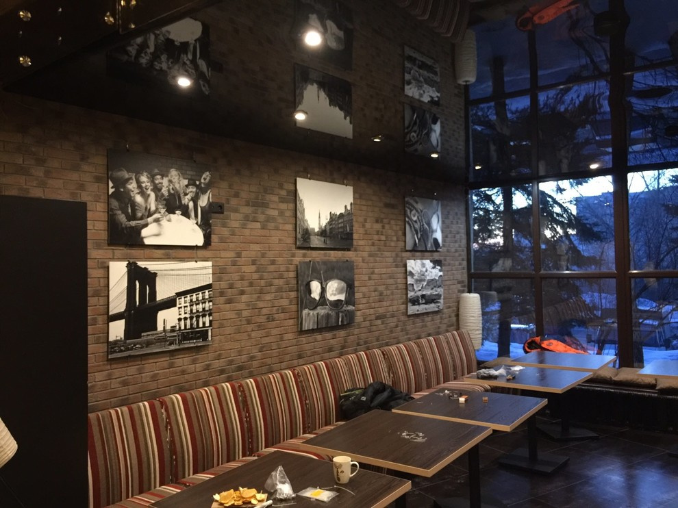 Интерьер в Кафе «LOFT lounge» в ГК «ИжОтель»