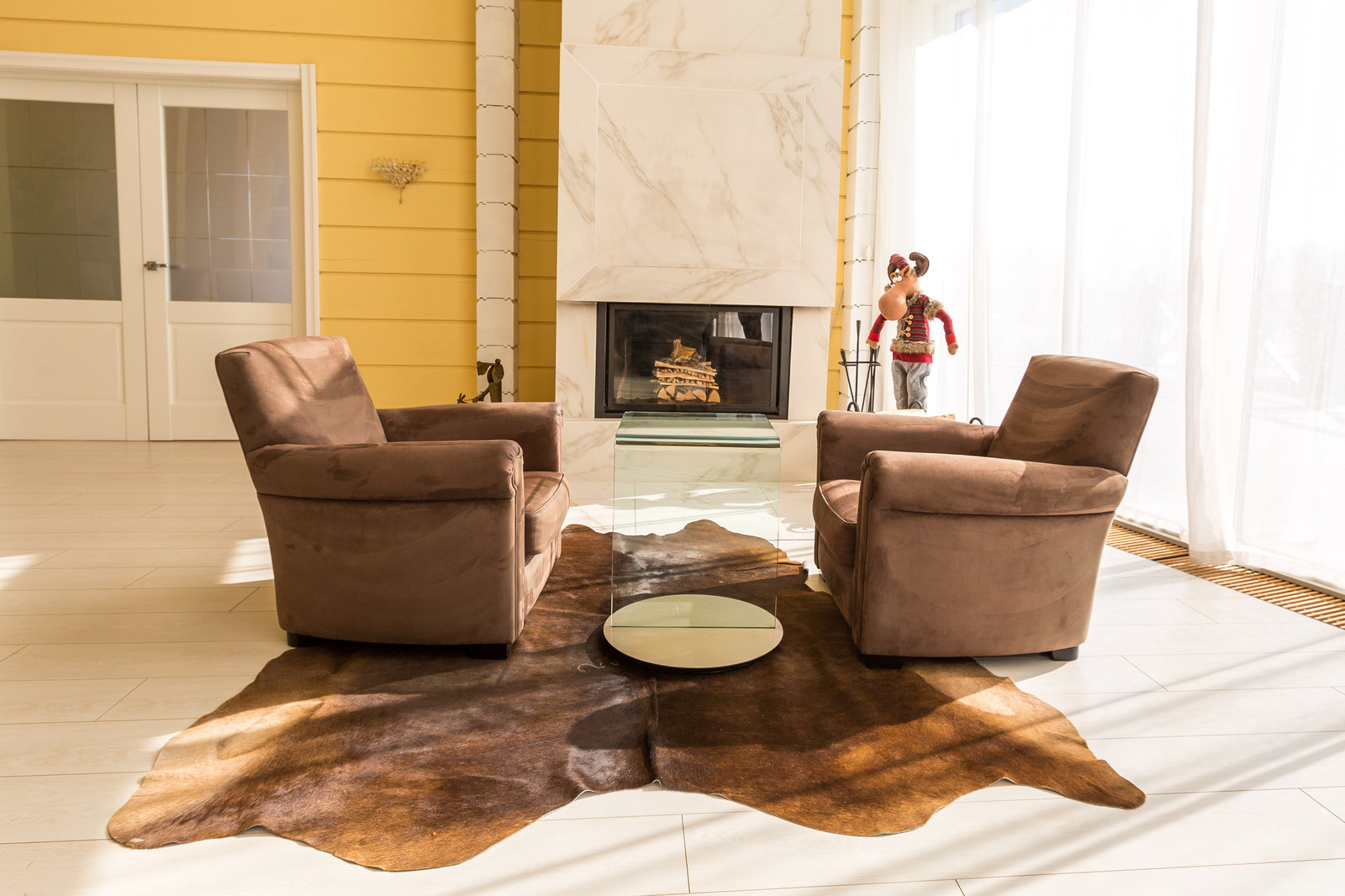 Загородный дом на берегу озера