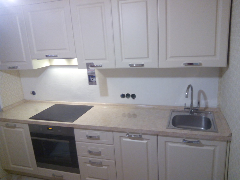 Неоклассика небольшая светлая уютная