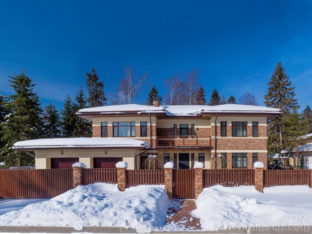 Индивидуальный жилой дом в КП "Королевский лес". Реализация