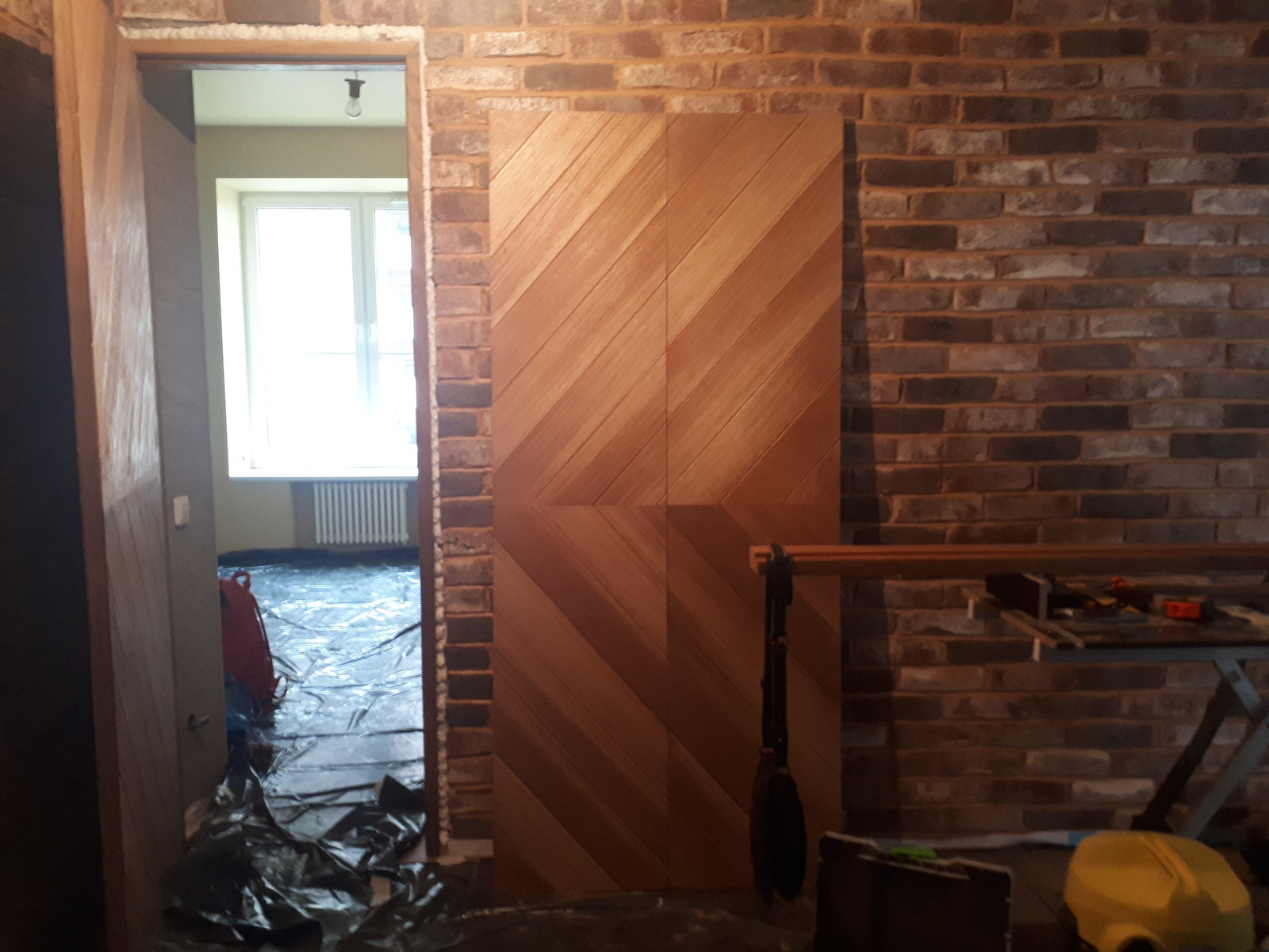 Межкомнатные двери в стиле лофт.