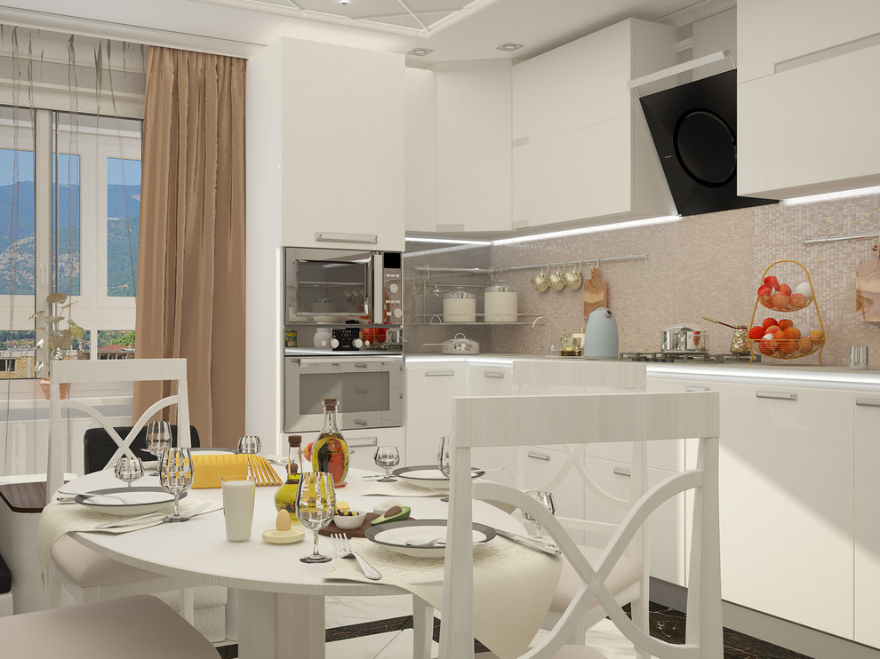 3-ёх комнатная квартира для семьи из 4-ёх человек. Кухня-столовая.