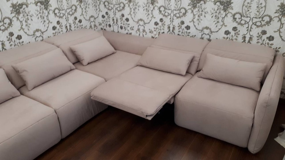 Мягкая мебель / гостинная