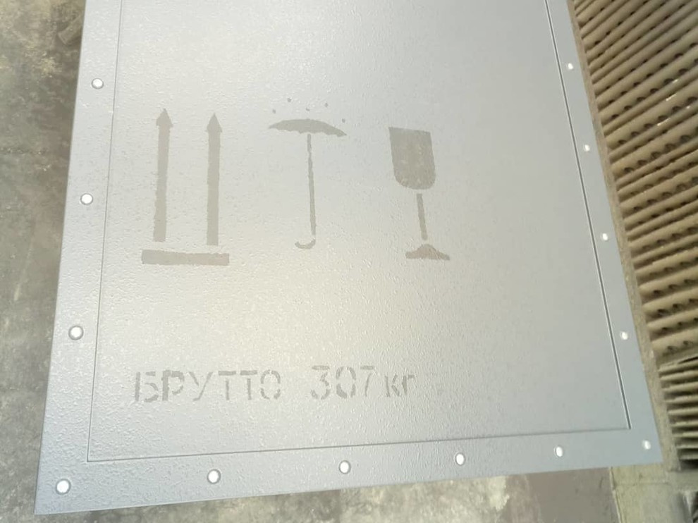 шкаф в стиле милитари для лофт мастерской