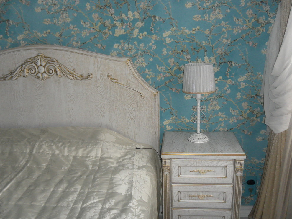 Спальня из массива дуба, с резьбой