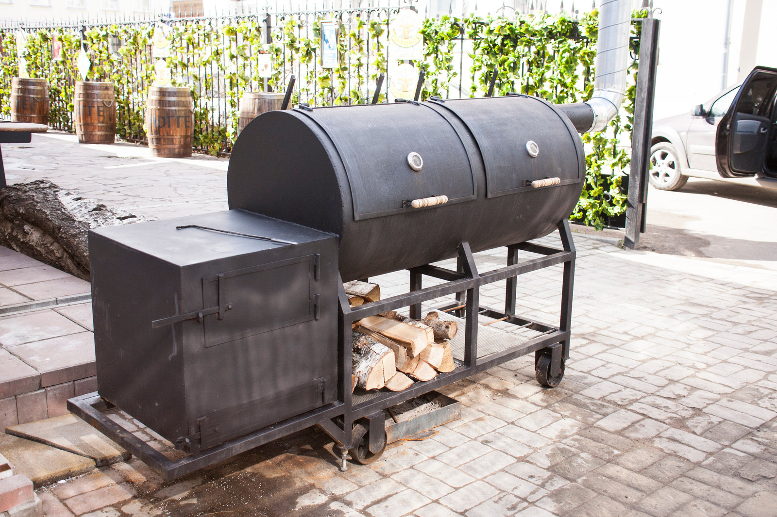 Смоукер/ барбекю для кафе Брюгге