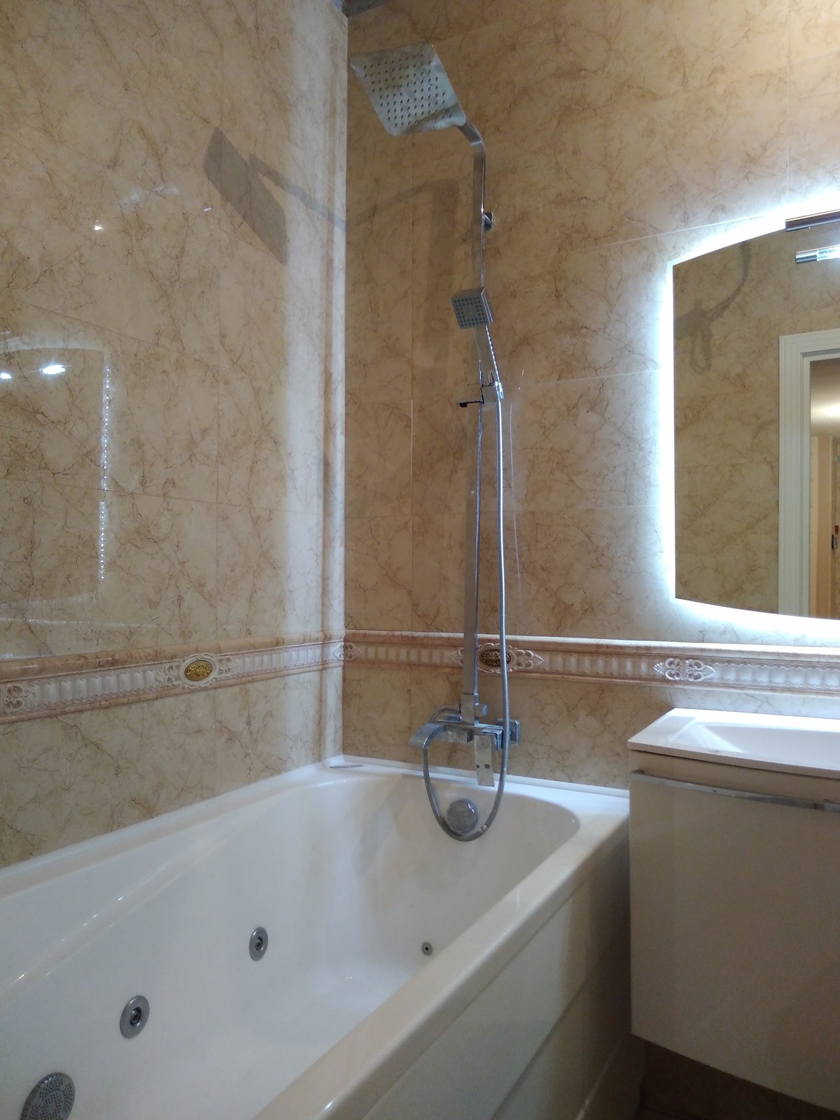 Ремонт ванной комнаты под ключ: ул.А.Монаховой, 5/3