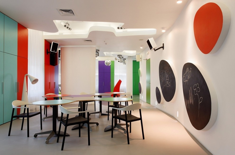 Полимерные покрытия в детском клубе Пампа Грин в Барвихе.