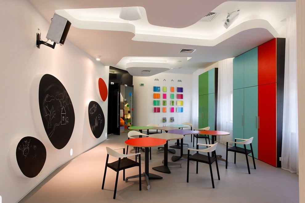 Обложка проекта: Полимерные полы в детском клубе Пампа Грин.