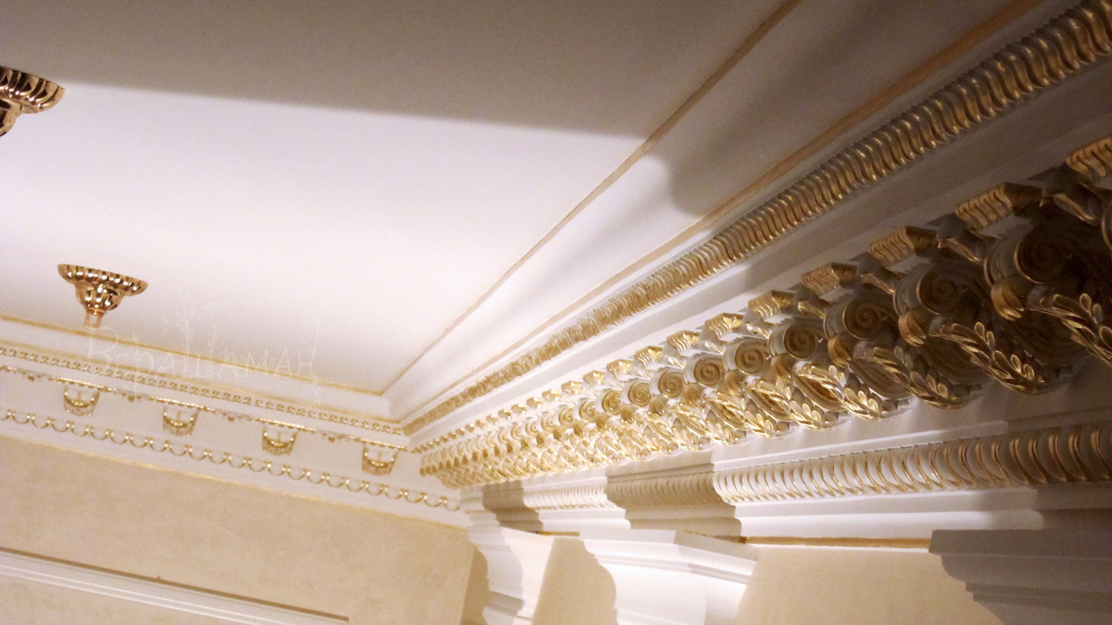 Золочение и серебрение лепнины