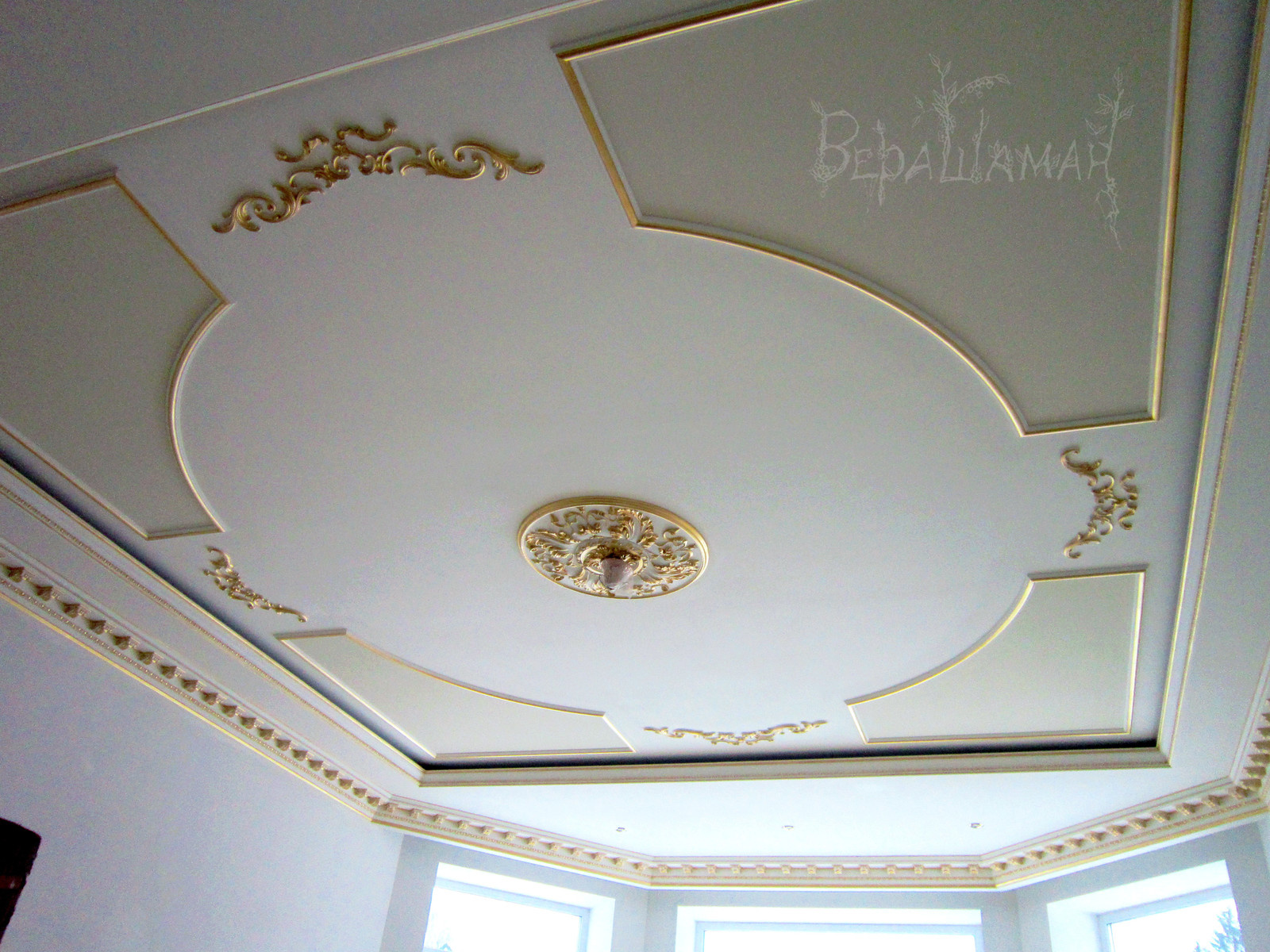 Золочение и серебрение лепнины