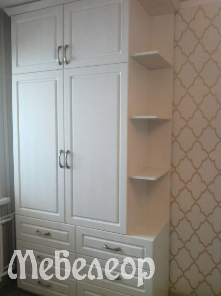 Шкафы в спальную фасады пленка патина премиум