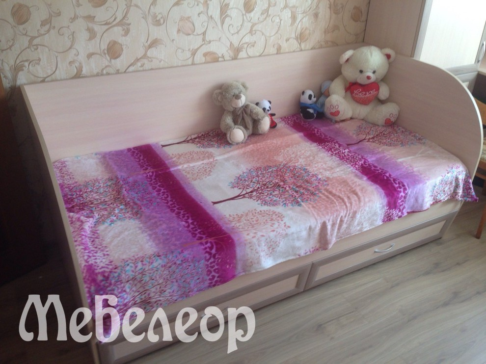 Детская на заказ для двух очаровательных близняшек