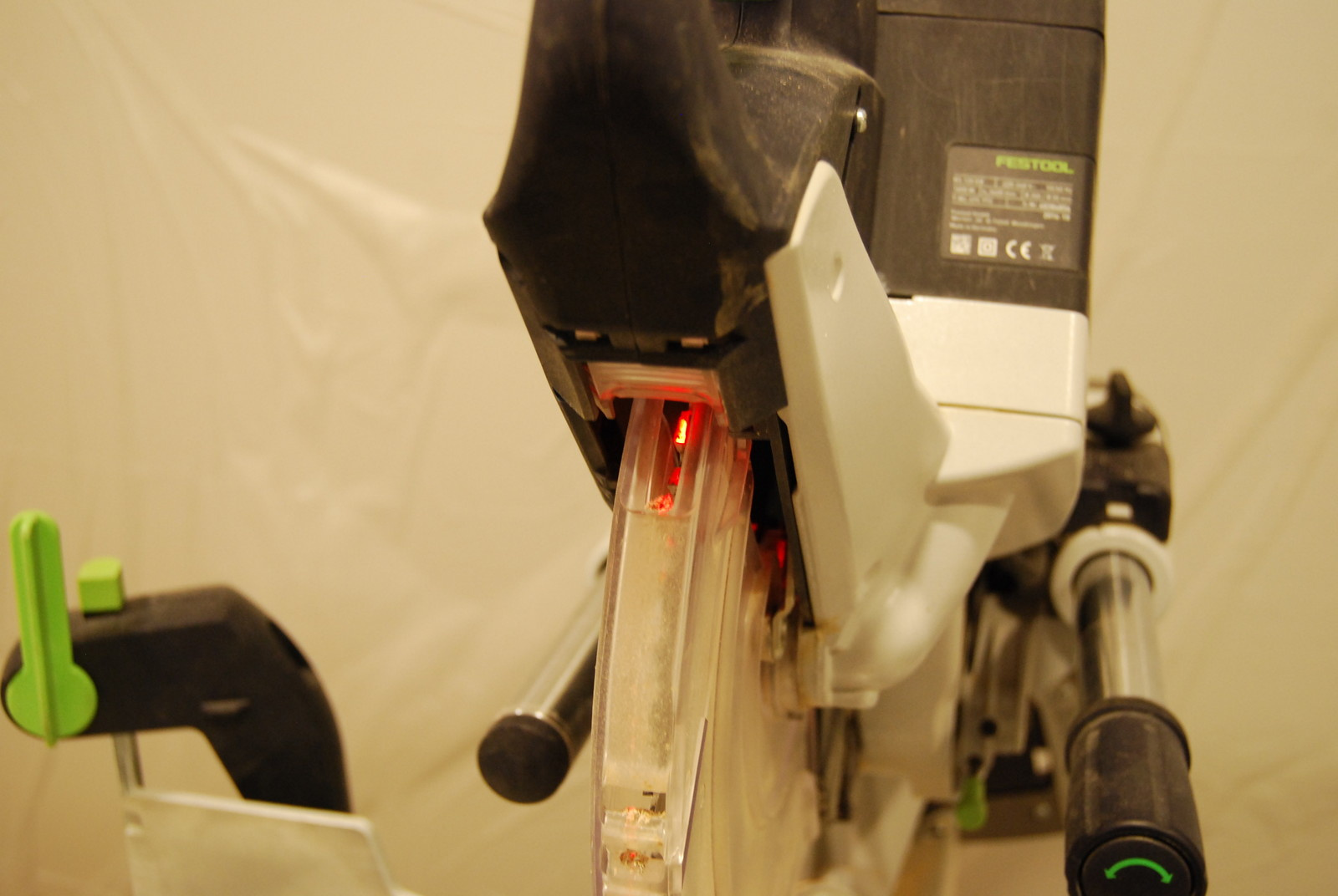 Правильная установка межкомнатных дверей