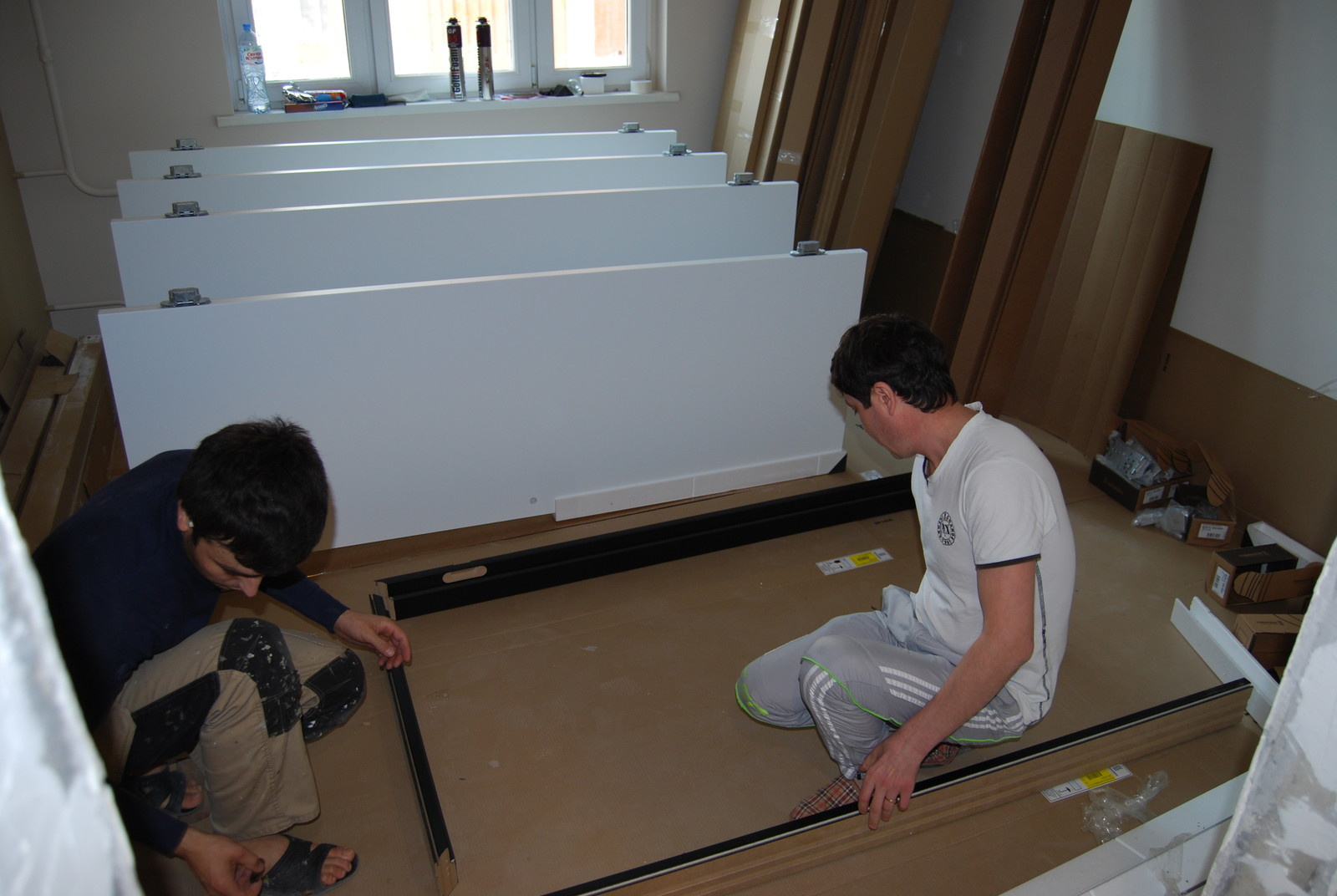 Правильная установка межкомнатных дверей