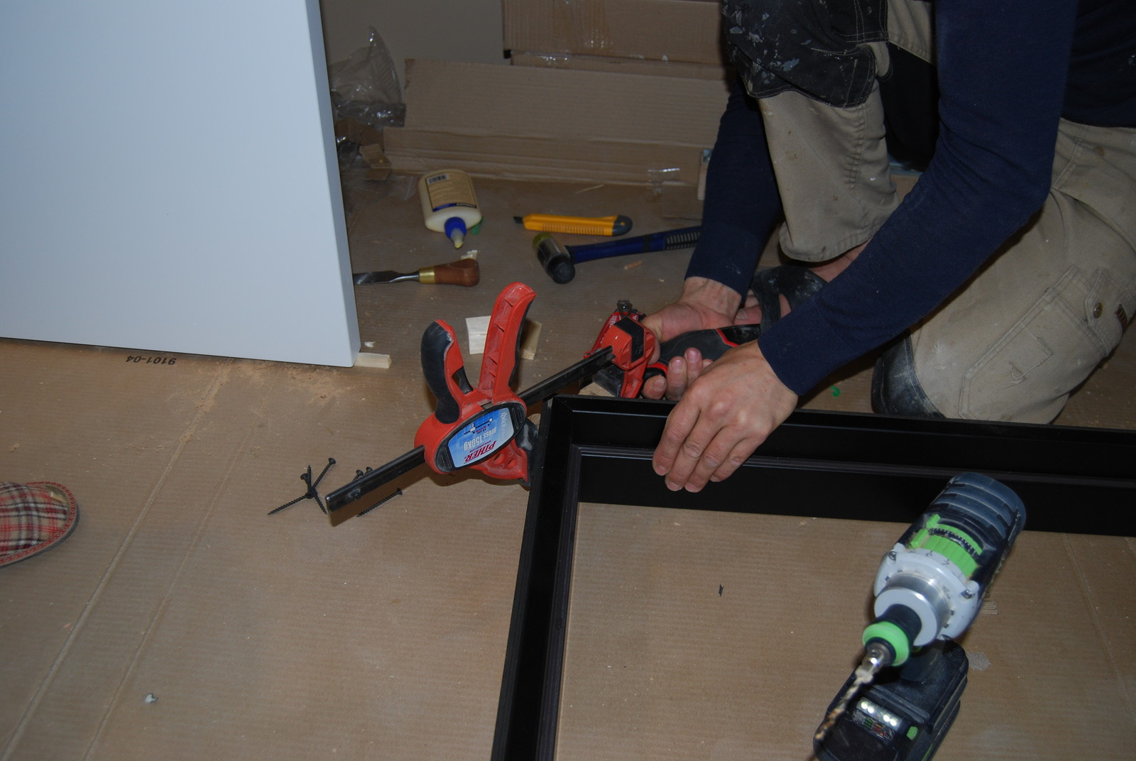 Правильная установка межкомнатных дверей