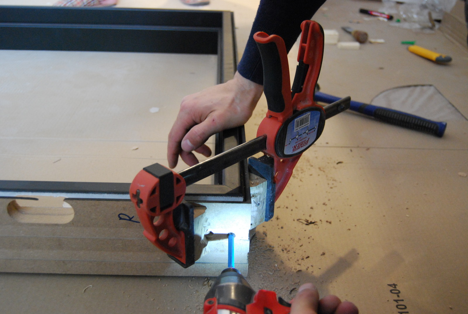 Правильная установка межкомнатных дверей