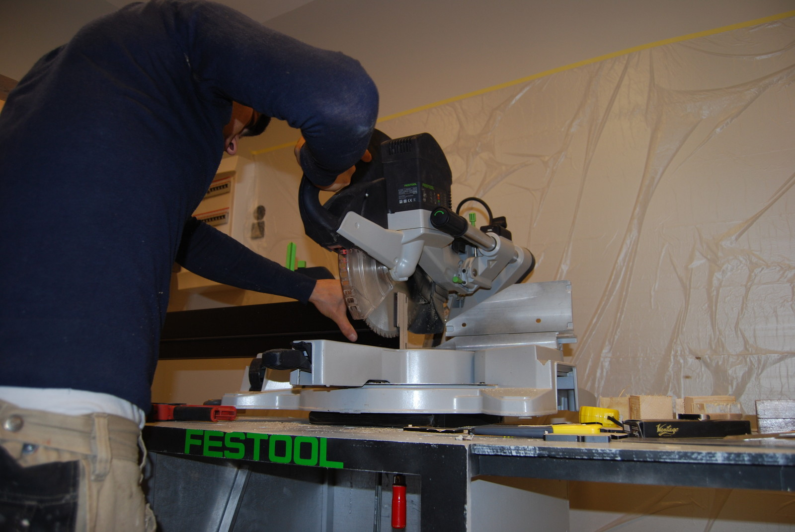 Правильная установка межкомнатных дверей