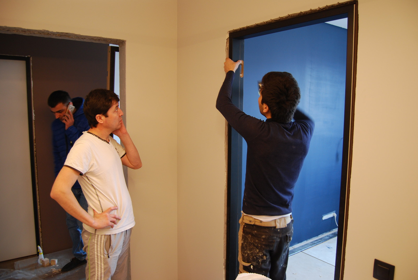 Правильная установка межкомнатных дверей