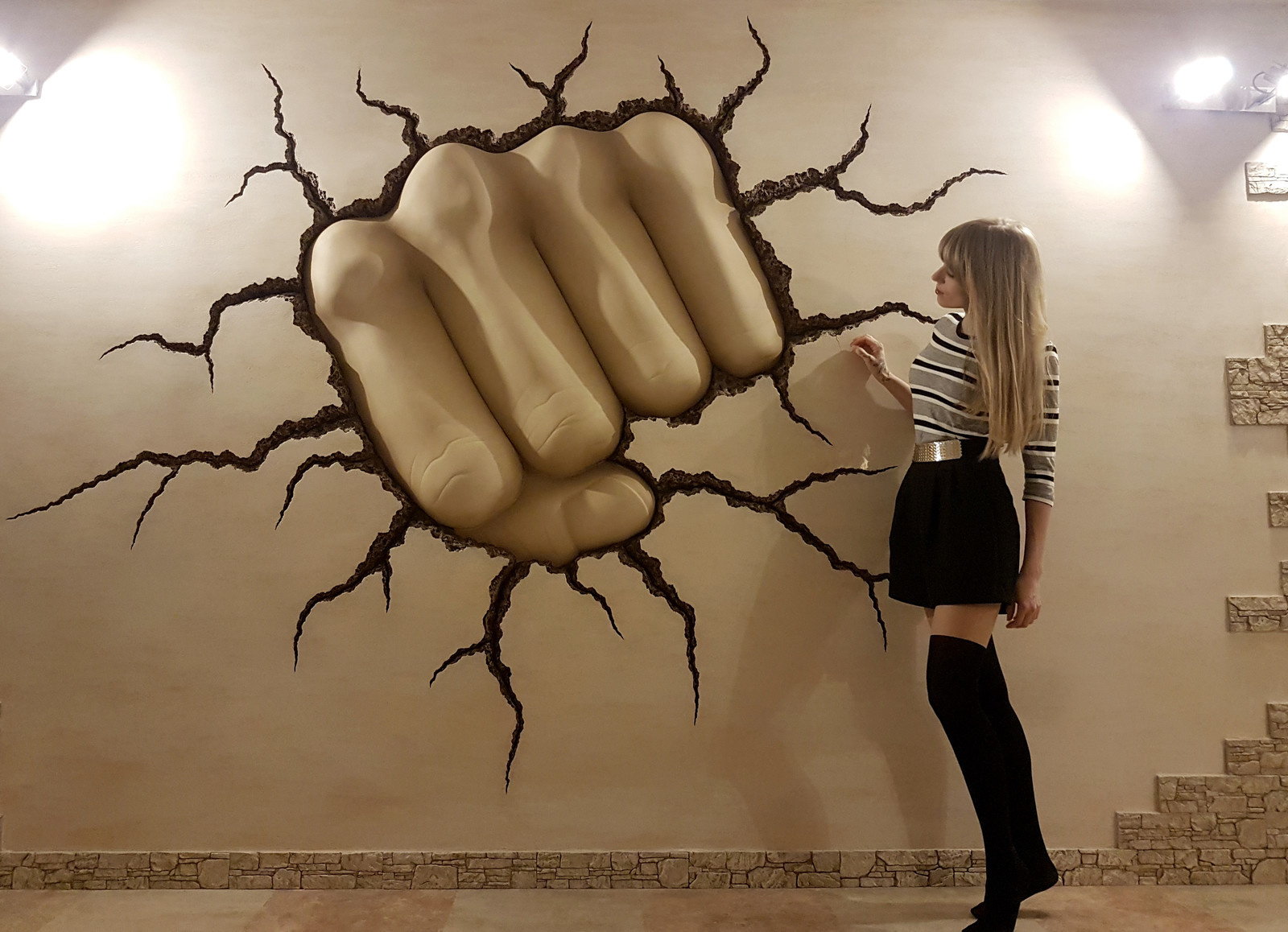 Итоговое фото скульптуры после тонирования