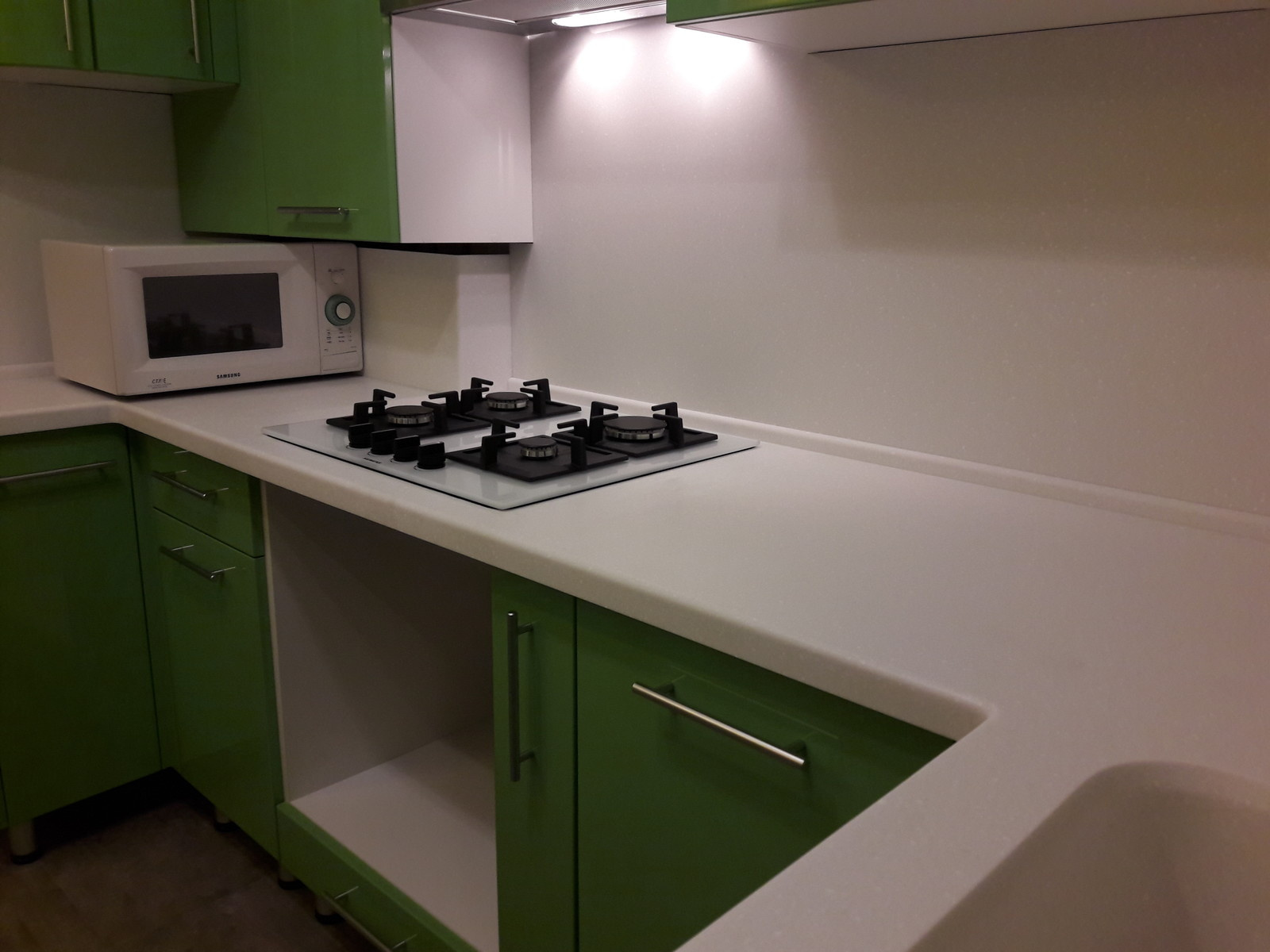 Зелёный цвет и ничего лишнего