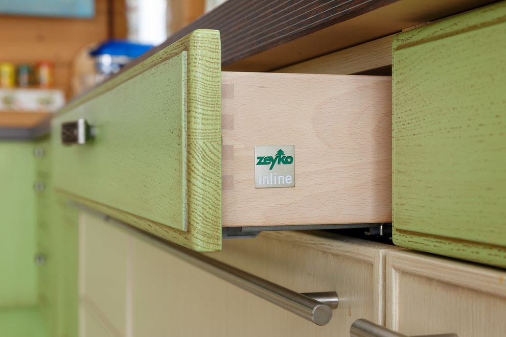 Гармоничный интерьер в традициях русского стиля.