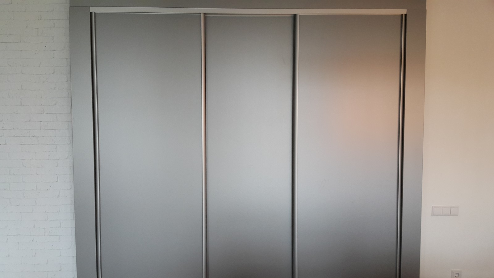 Двери DoorFabric в переговорной