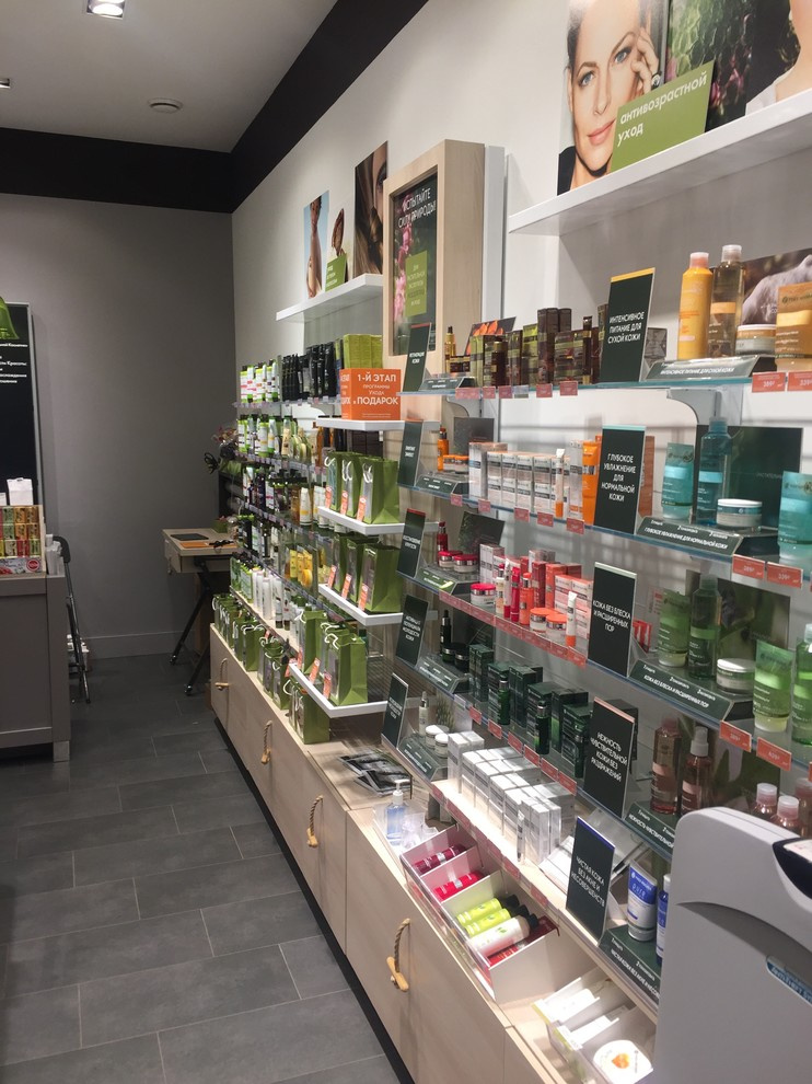 Магазин Ив Роше в ТЦ XL