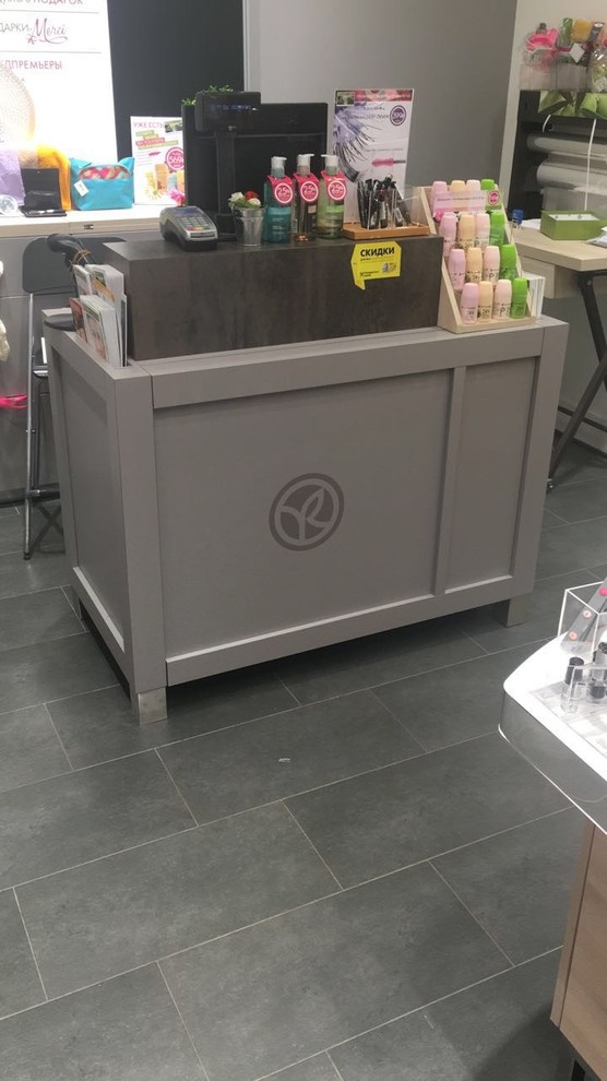 Магазин Ив Роше в ТЦ XL