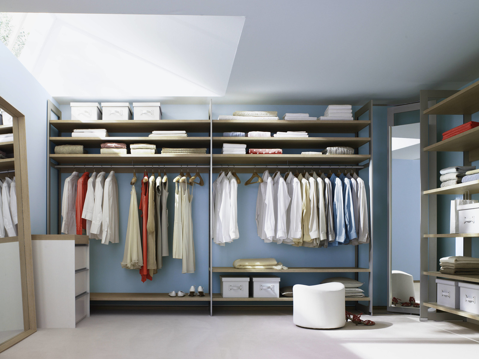 Гардеробная CORNICE Raumplus с угловым поворотным механизмом