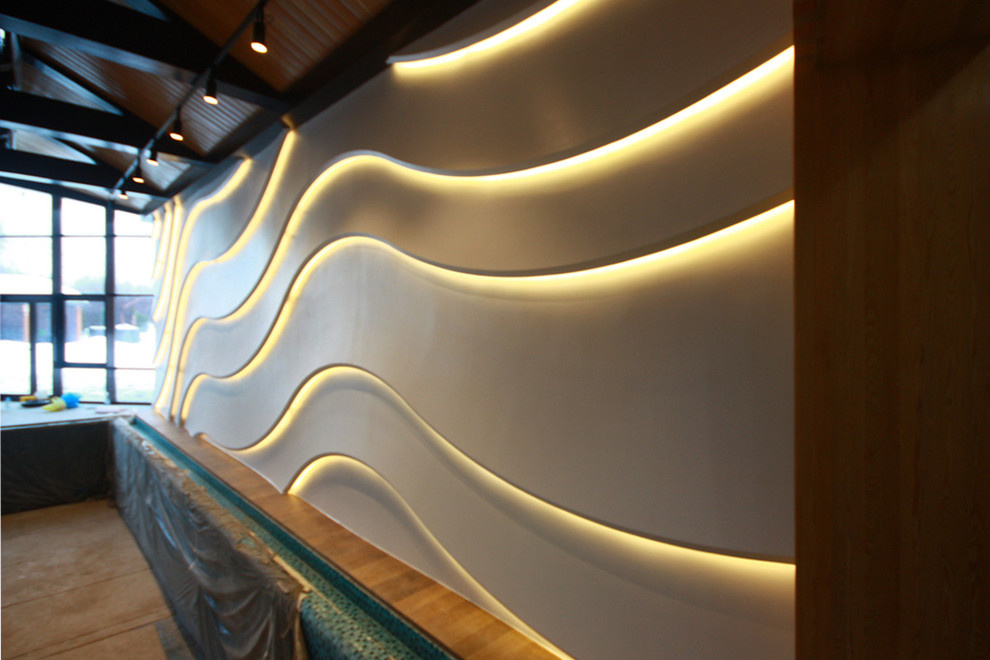 Модульная панель ZAHA в одном из частных бассейнов