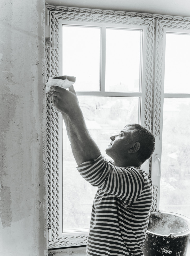 Начало ремонта, реализация объекта в Коломягах.