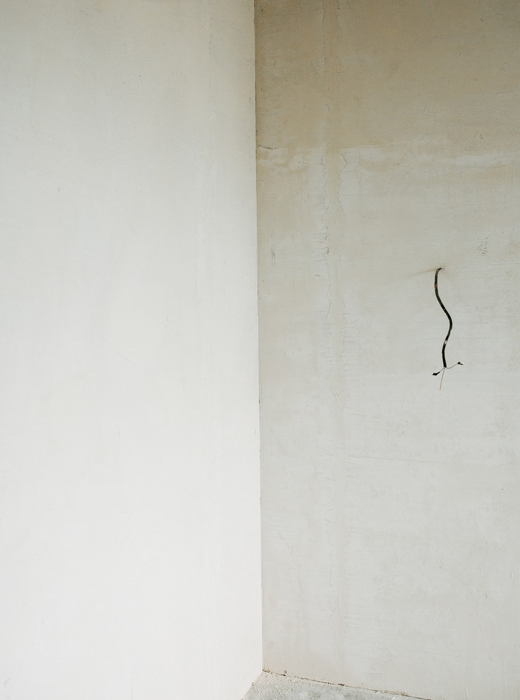 Начало ремонта, реализация объекта в Коломягах.